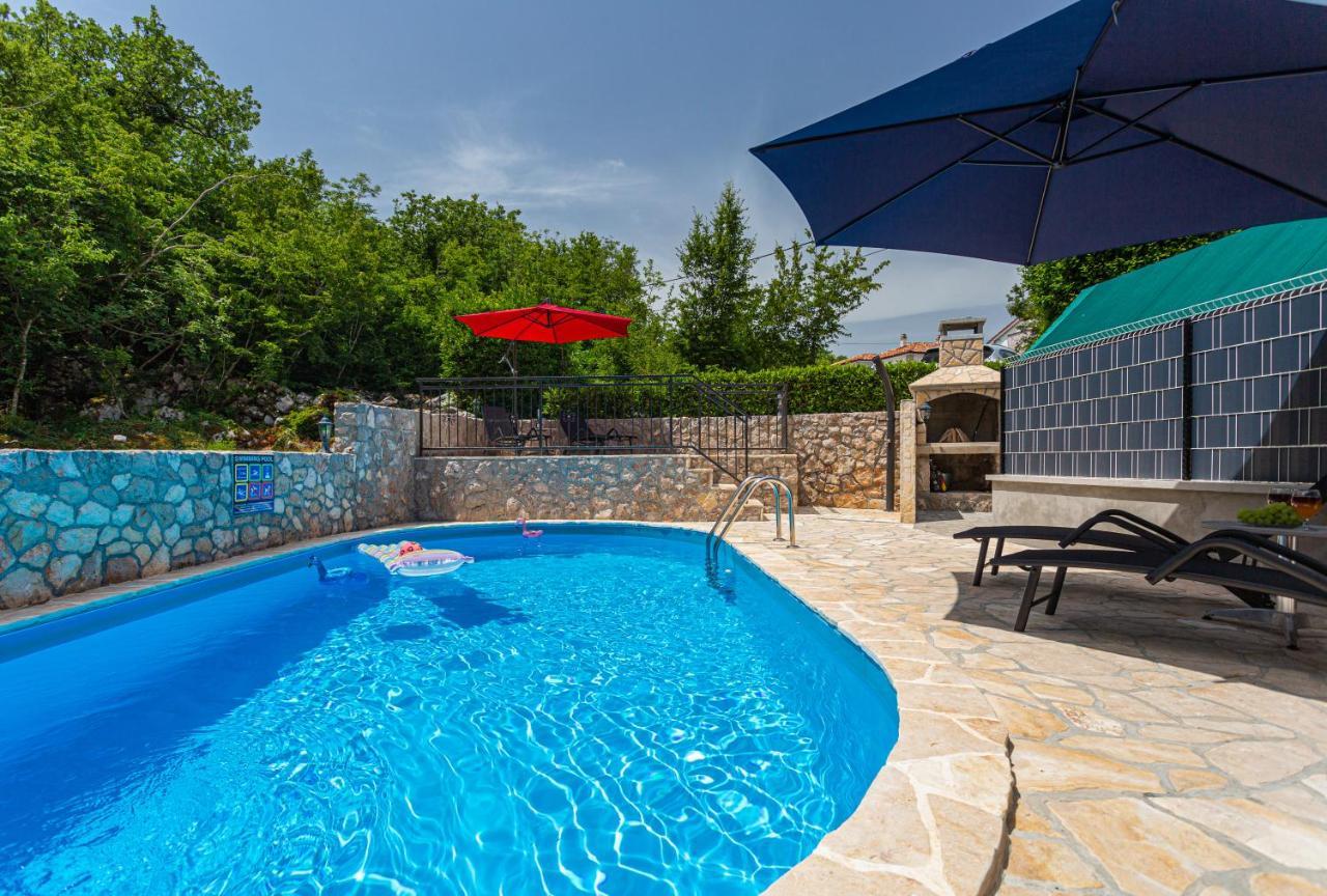 Apartment With A Private Swimming Pool, Garden & Bbq Gostinjac Esterno foto