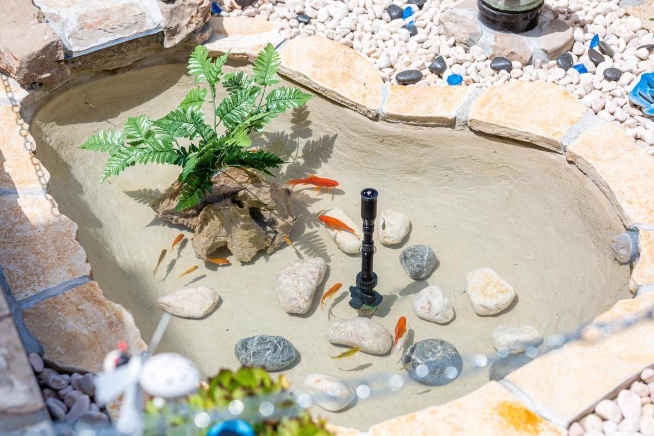 Apartment With A Private Swimming Pool, Garden & Bbq Gostinjac Esterno foto
